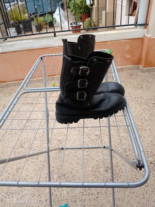 Botas de piel 