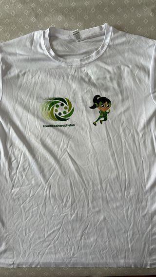 Camiseta Run like a hero