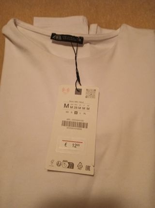 Camiseta básica Zara 