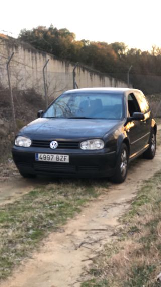 Volkswagen Golf 2002