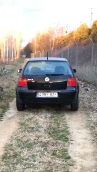 Volkswagen Golf 2002