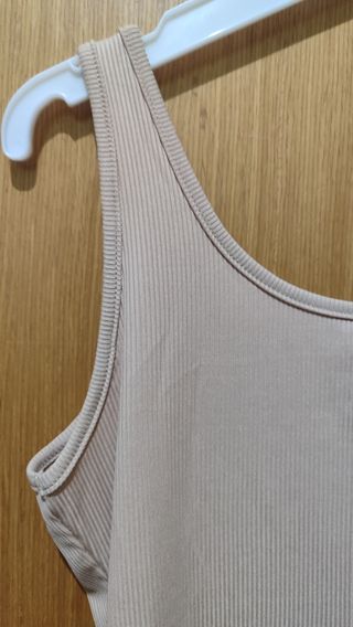 Camiseta tirantes marrón