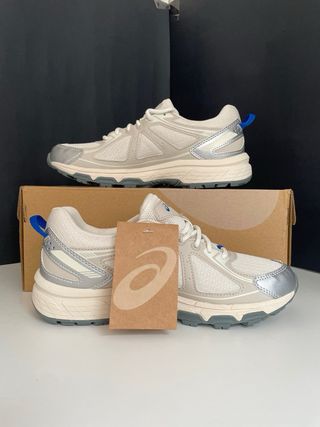 Asics Gel Venture 6 Cream/ Cream