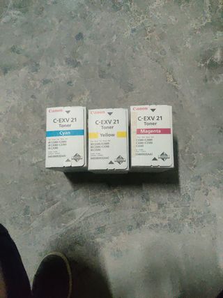 Tóner impresora canon C-EXV 21