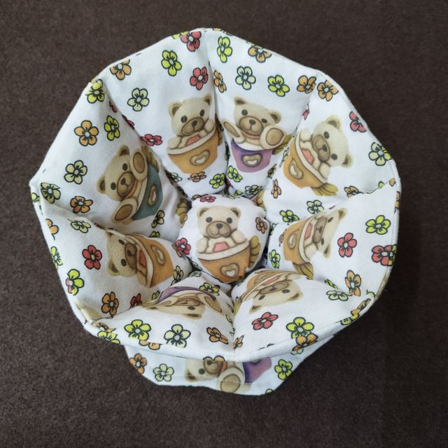 Quattro Tazze In Stoffa