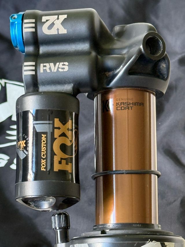 Fox Float X2 Factory Kashima Trunion