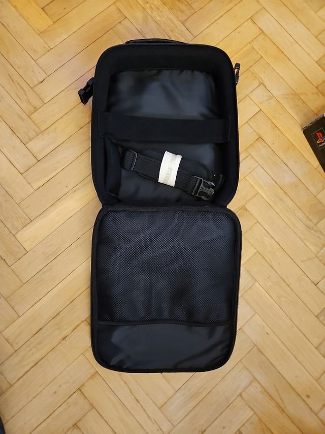 Funda PlayStation original de los 90