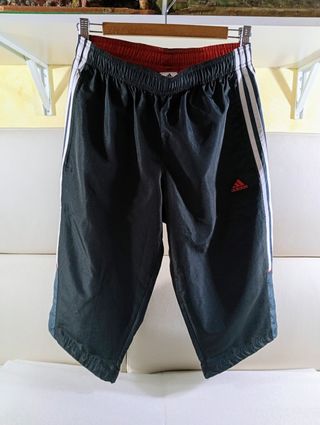 Pantalón semi largo - ADIDAS. T: S