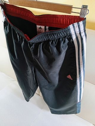 Pantalón semi largo - ADIDAS. T: S