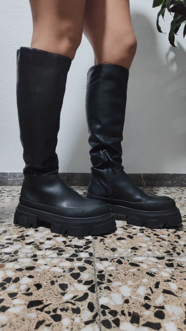 Botas