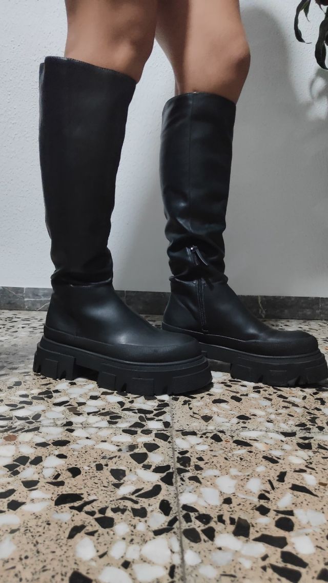 Botas
