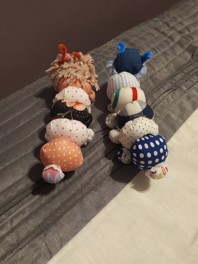 Muñecos de trapo de ciempiés. Artesanal