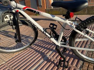 Bicicleta Infantil ROCKRIDER ST 100 24'' 9-12 años