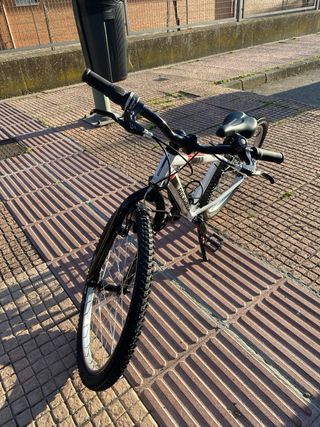 Bicicleta Infantil ROCKRIDER ST 100 24'' 9-12 años