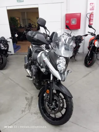 MOTO SUZUKI Vstrom 650 ABS