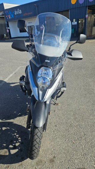 MOTO SUZUKI Vstrom 650 ABS.
