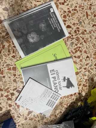 Kit de Piano Casio CTK2300