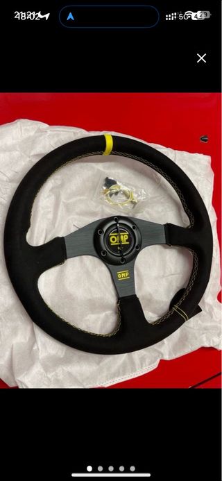 Volante alcantara plano