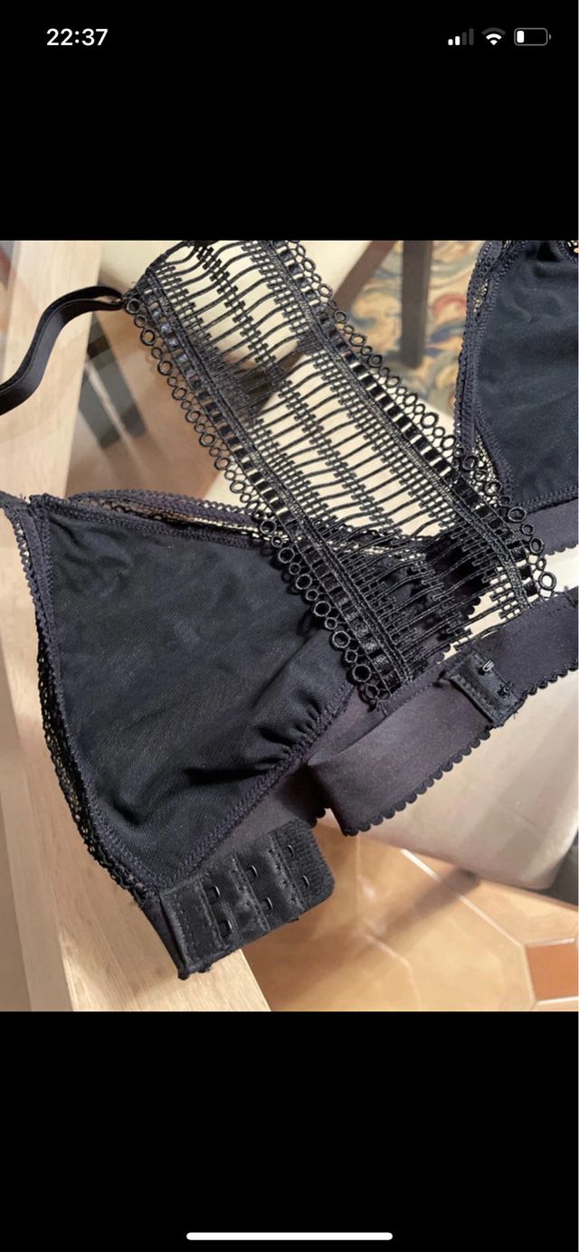 Sujetador terciopelo negro