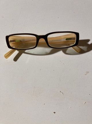 Pack de gafas antiguas