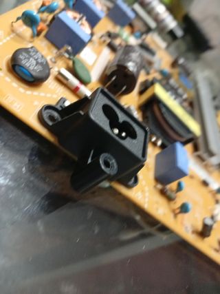 Fuente de alimentación para televisor