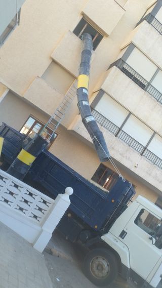 Transportes y Mudanzas