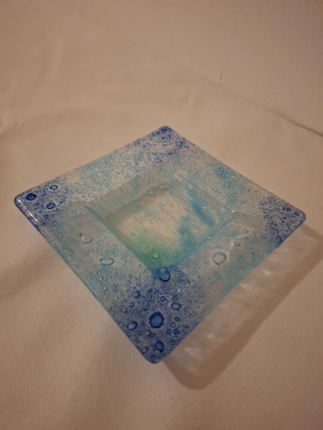 Bandejita de vidrio azul