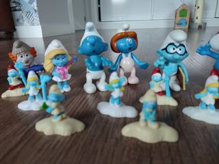 Lote Pitufos figuras de goma y rígidas