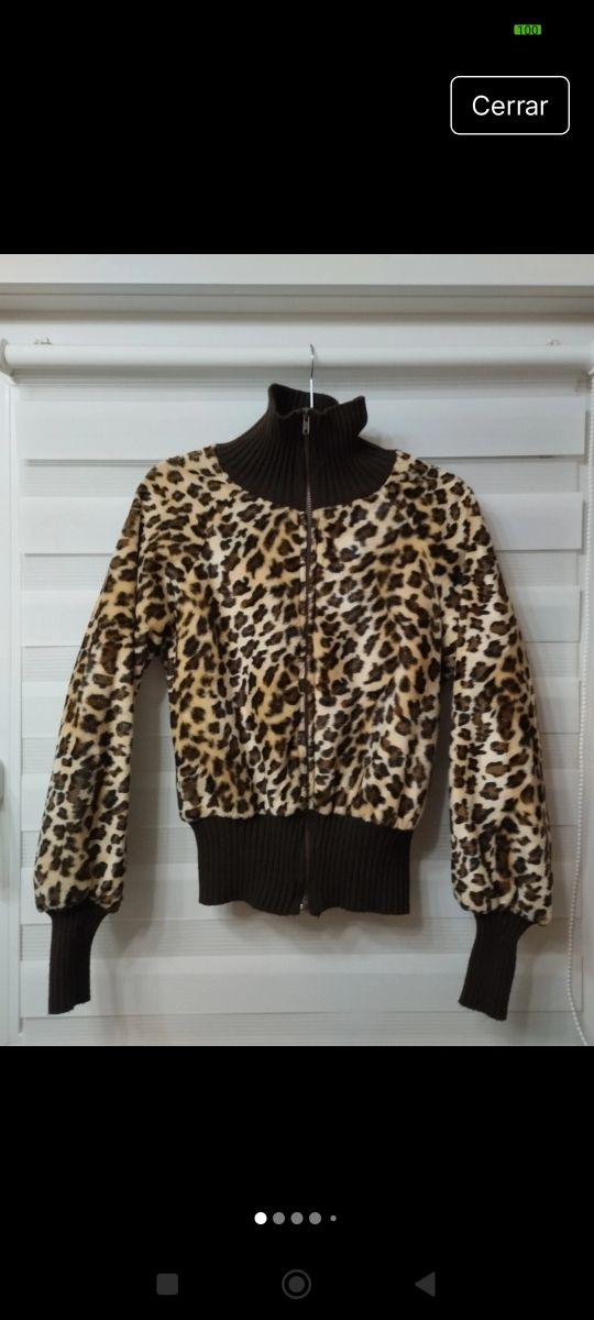 Chaqueta estilo peluche