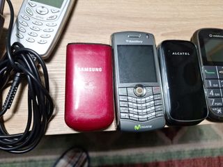 Lote de teléfonos móviles vintage