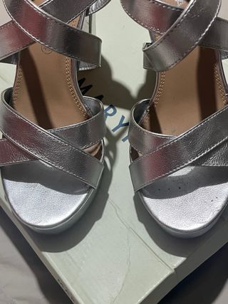 Sandalias plateadas