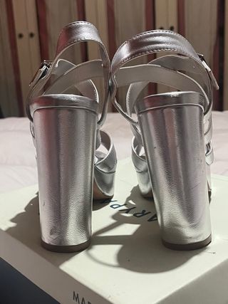 Sandalias plateadas