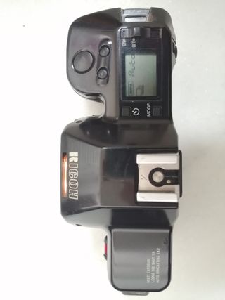 Cámara reflex analógica Ricoh