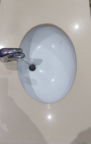 Lavabo con piedra de mármol