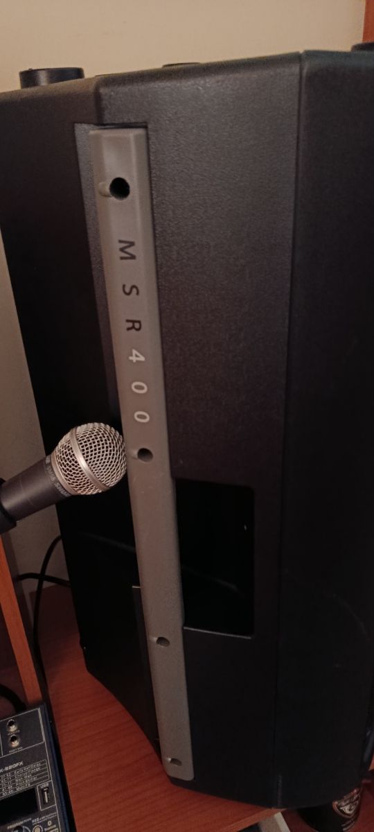 Casse mixer e radiomicrofono