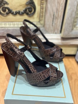 sandalias de ASH marrones