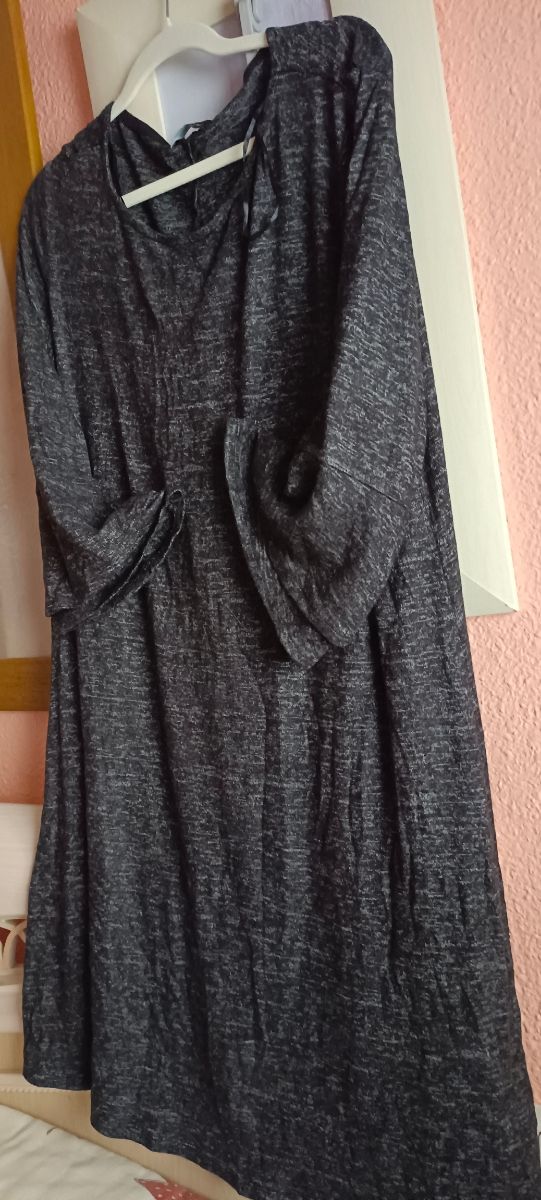 Vestido ligero,amplio y vaporoso ,50 52