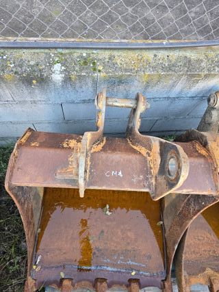 CM1 Cazo 80cm retroexcavadora mixta Case