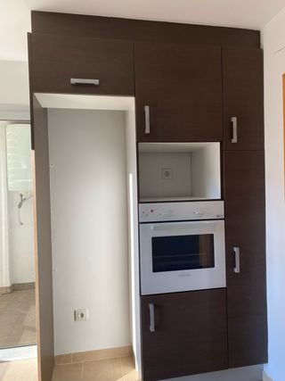 Puertas de cocina y mueble platero