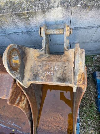 CM2 Cuchara cazo 40cm retroexcavadora Case