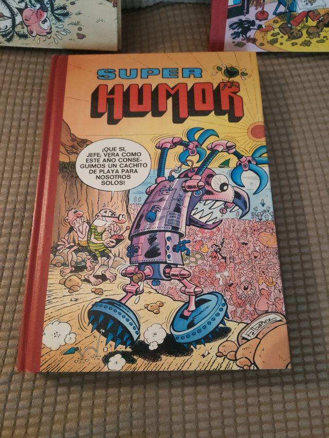 Tres libros de super humor