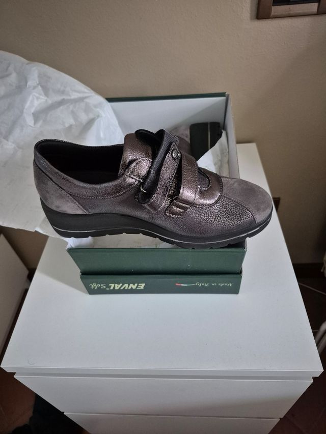 Scarpe Enval soft nuove n.40 italiano