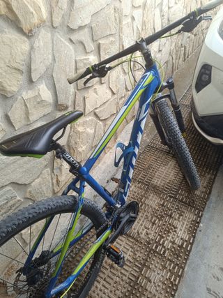 Bicicleta MTB Scott aspecto 950
