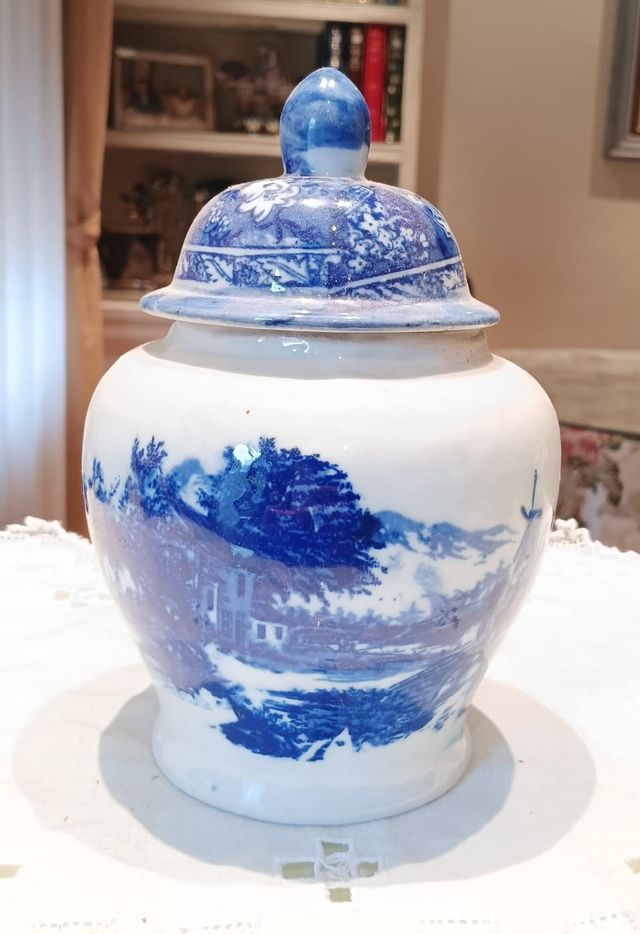 📌 Juego de loza azul y blanca estilo Delft