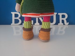 Muñeca amigurumi