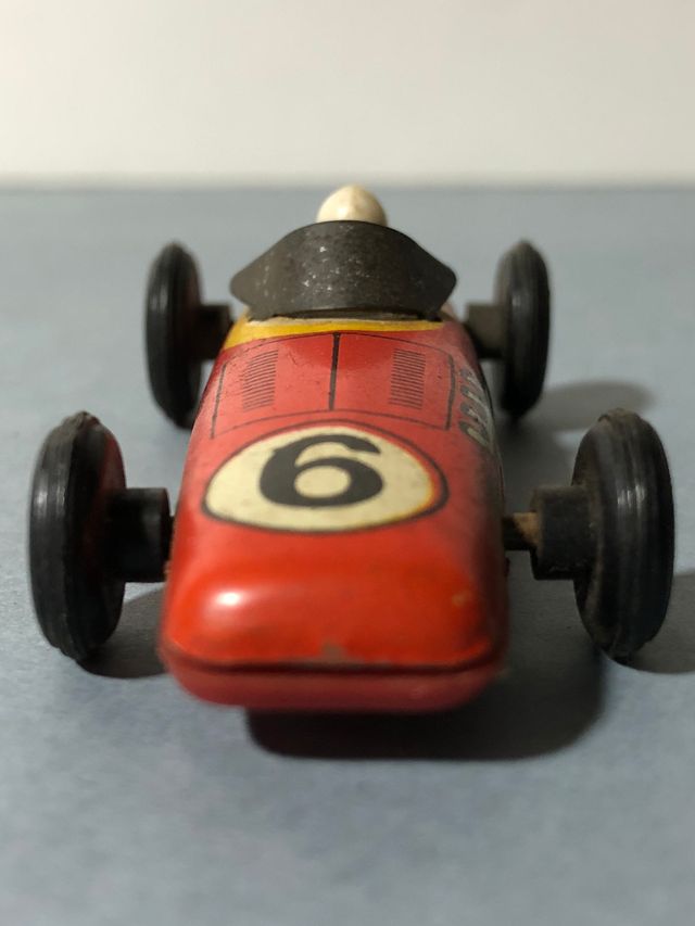 Antiguo coche de carreras Grand Prix