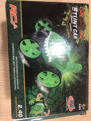 Coche teledirigido acrobacias