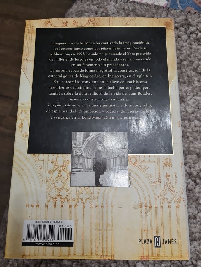 Los pilares de la Tierra (Saga Los pilares de la Tierra 1) (Spanish Edition)