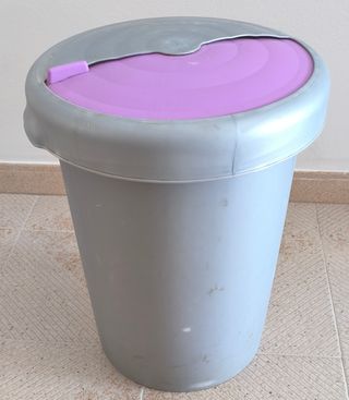 Cubo pienso mascotas perro gato animales