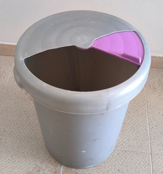 Cubo pienso mascotas perro gato animales